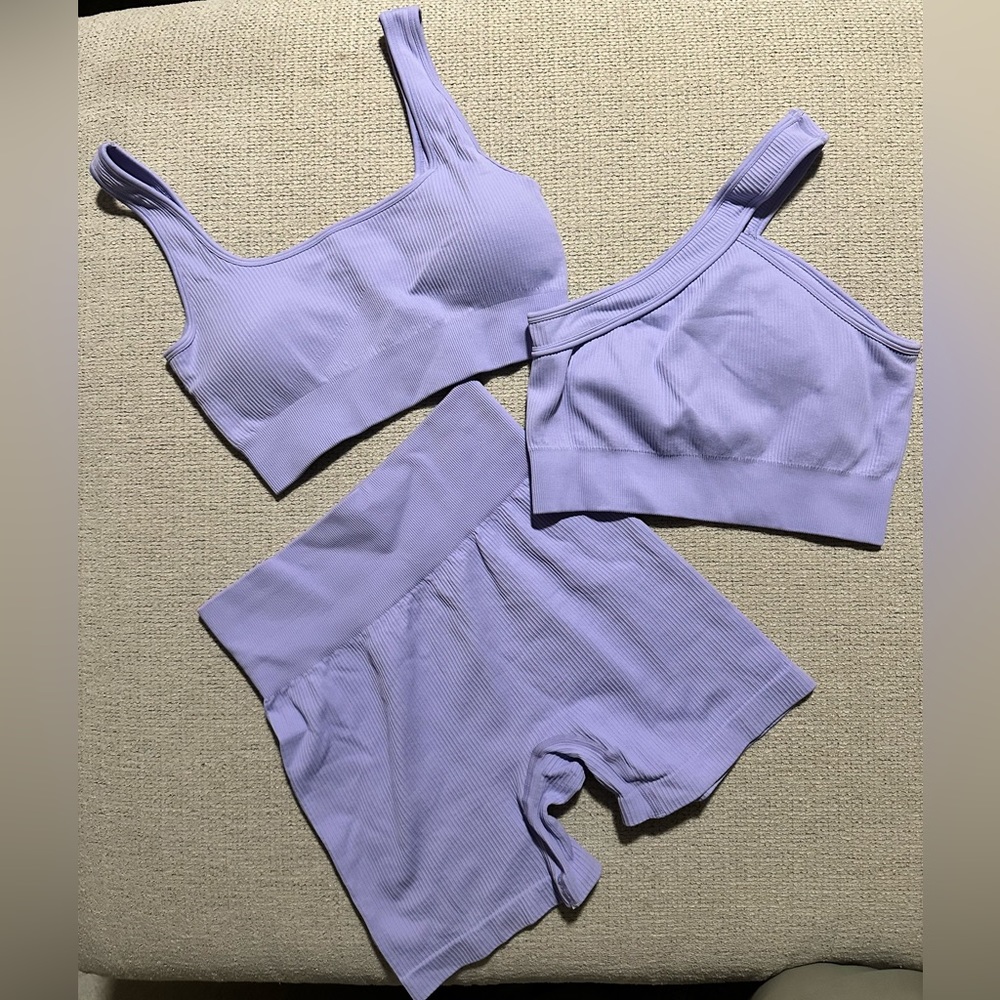 3 Piece Ribbed SeamlessActive Set, Size Medium